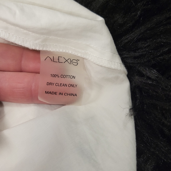 Alexis White Button Up Shirt - Picture 2 of 6